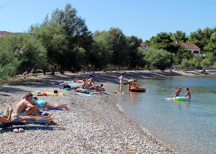 Double 5658d Gasthuis Supetar