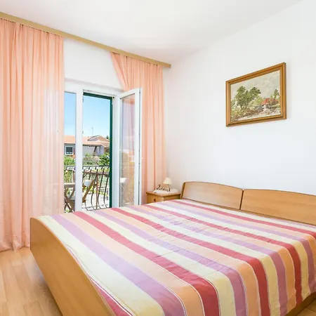 Double 5658d 3* Supetar